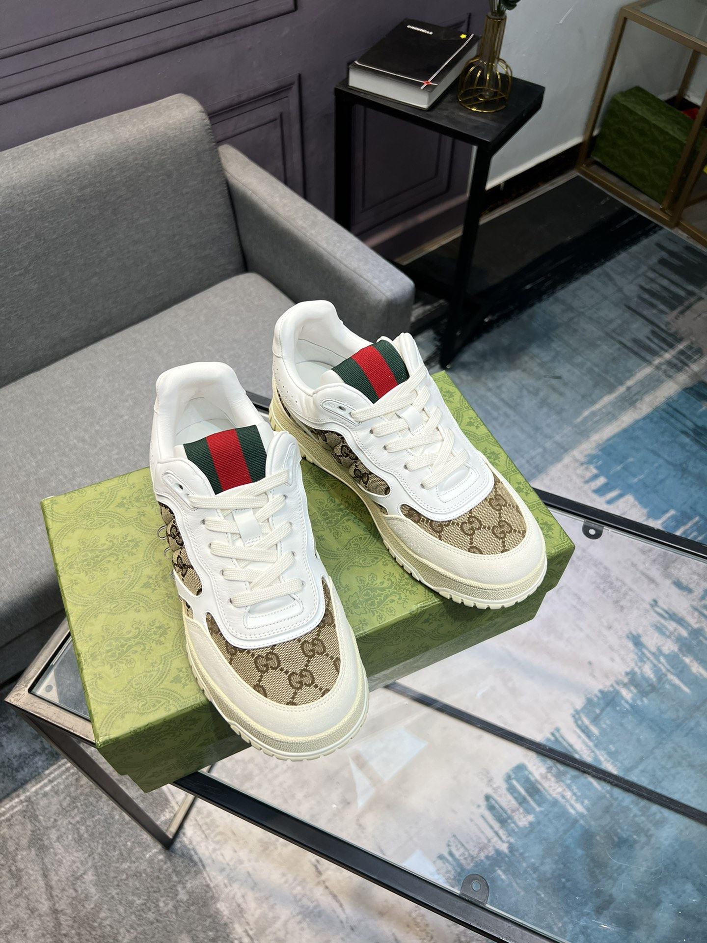 Gucci Low Shoes